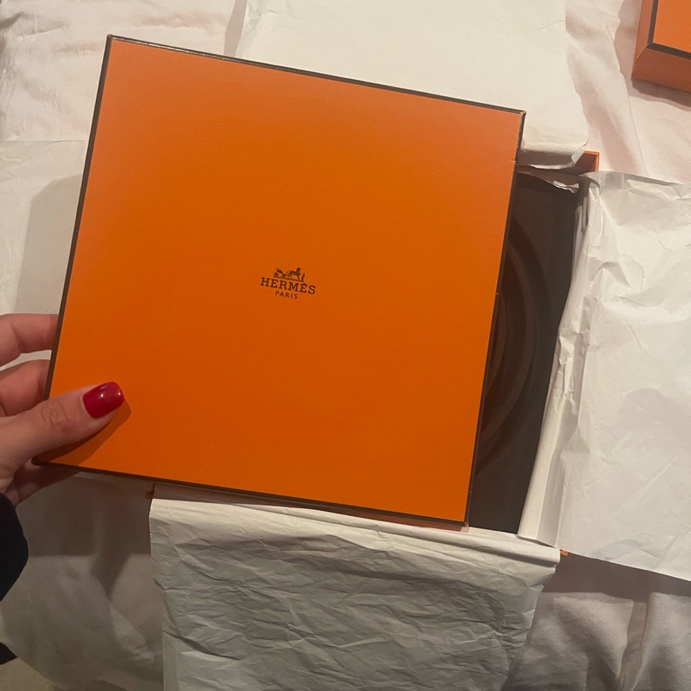 Hermes Belt + Buckle Box with Dust Bag and Tissue Paper